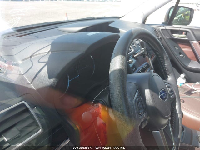 Subaru Forester Touring 2018 JF2SJAWC1JH519334 Image 7