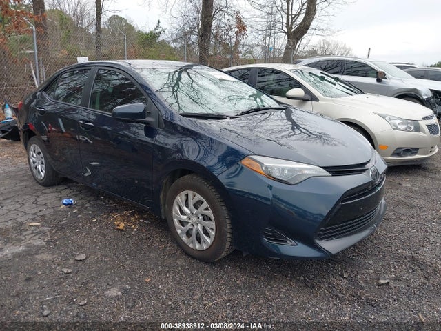 Toyota COROLLA LE 2019 5YFBURHE1KP861956 Image 1