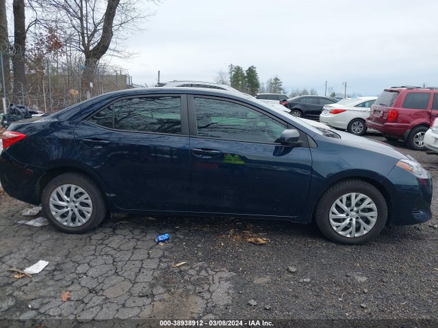 Toyota COROLLA LE 2019 5YFBURHE1KP861956 Image 13