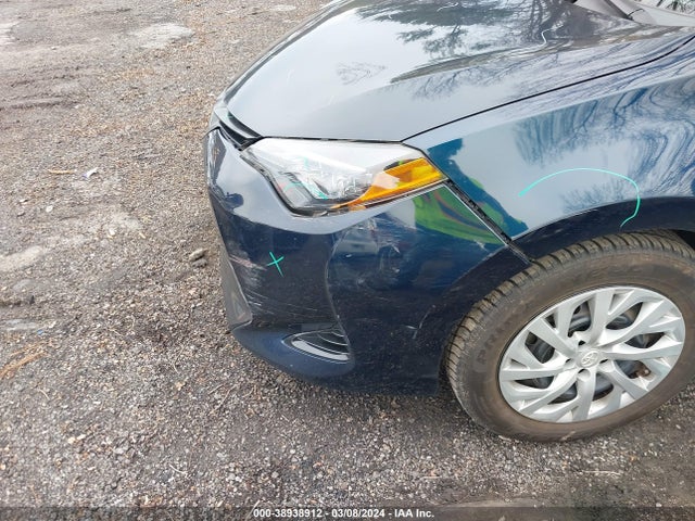 Toyota COROLLA LE 2019 5YFBURHE1KP861956 Image 17