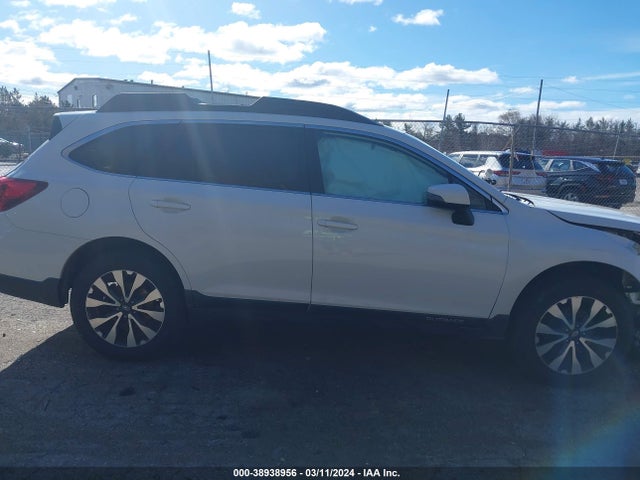 Subaru Outback 2.5i Limited 2015 4S4BSAJCXF3241357 Image 14