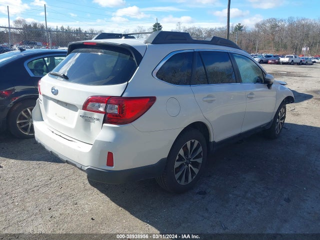 Subaru Outback 2.5i Limited 2015 4S4BSAJCXF3241357 Image 4