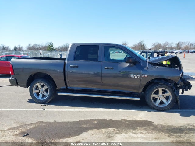 RAM 1500 Express  4x4 5'7 Box 2017 1C6RR7KT8HS698300 Image 14