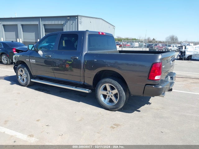 RAM 1500 Express  4x4 5'7 Box 2017 1C6RR7KT8HS698300 Image 3