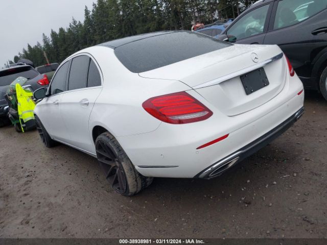 WDDZF4KB1JA359967 Mercedes-Benz E 300 4matic