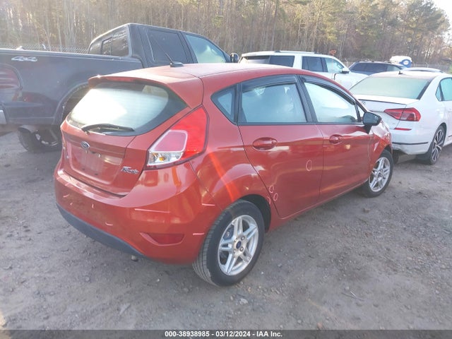 Ford FIESTA SE 2018 3FADP4EJ1JM108041 Image 4