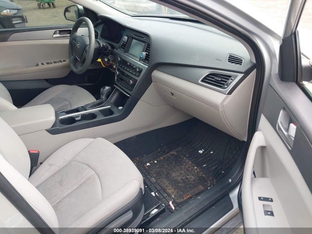 Hyundai SONATA SE 2016 5NPE24AF1GH399539 Image 5