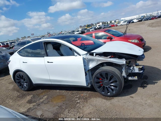 7SAYGDEF6NF467180 Tesla Model Y Performance Dual Motor All-wheel Drive