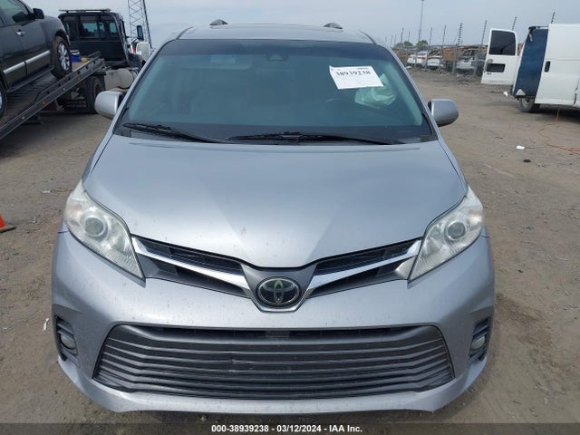 Toyota Sienna Xle 8 Passenger 2018 5TDYZ3DC9JS907360 Image 12