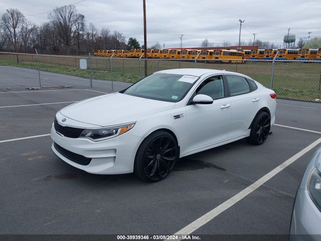 KIA Optima Lx 2018 5XXGT4L33JG274540 Image 2