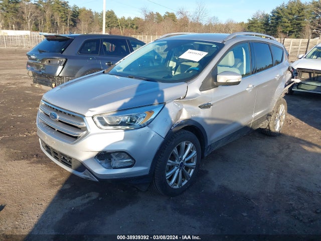 Ford Escape Titanium 2017 1FMCU9J97HUA63289 Image 2