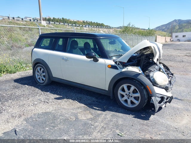 2009 MINI COOPER CLUBMAN WMWML33529TX50378 Photo 0