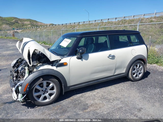 2009 MINI COOPER CLUBMAN WMWML33529TX50378 Photo 1