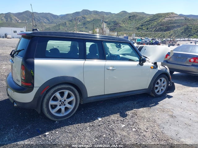 2009 MINI COOPER CLUBMAN WMWML33529TX50378 Photo 3