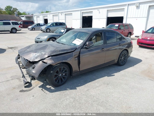 BMW 335i 2014 WBA3A9C59EF478456 Image 2