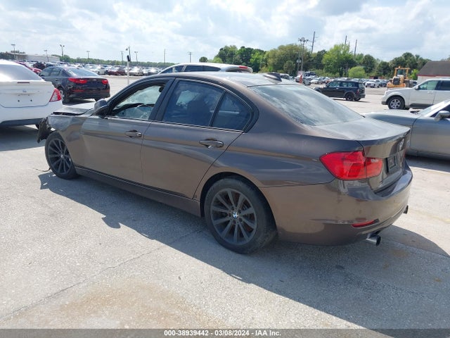 BMW 335i 2014 WBA3A9C59EF478456 Image 3