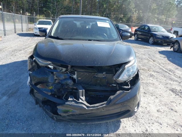 JN1BJ1CP8JW500123 Nissan Rogue Sport S