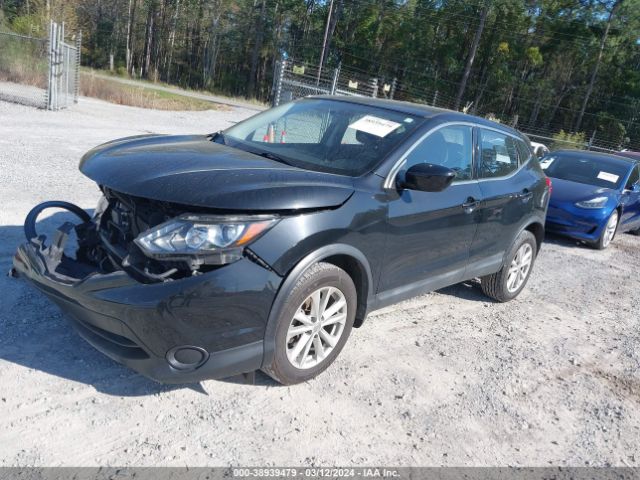 JN1BJ1CP8JW500123 Nissan Rogue Sport S