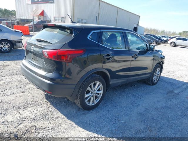 JN1BJ1CP8JW500123 Nissan Rogue Sport S