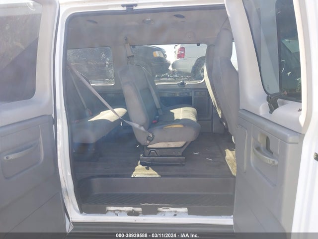 Ford E-350 Super Duty Xlt 2014 1FBNE3BL5EDB00924 Image 8