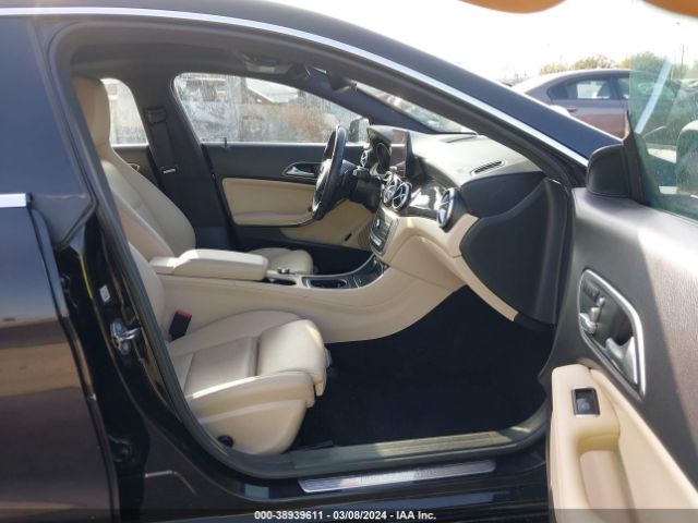 WDDSJ4EB6KN730238 Mercedes-Benz CLA 250