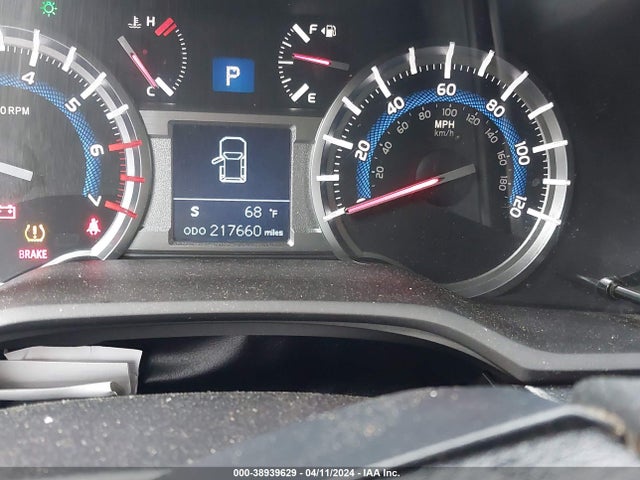 Toyota 4runner Limited 2018 JTEBU5JR4J5545514 Image 15