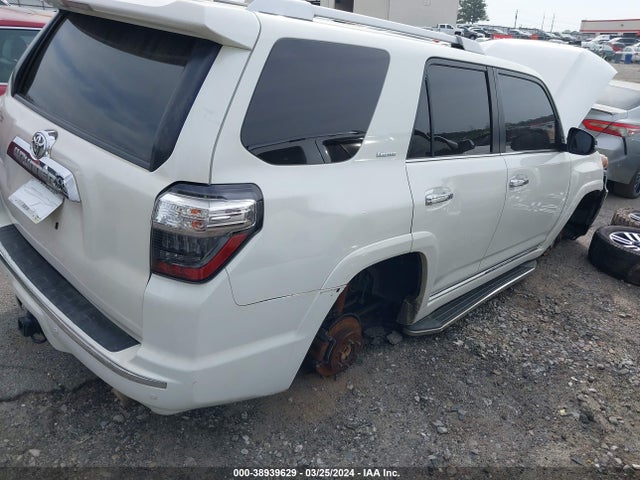 Toyota 4runner Limited 2018 JTEBU5JR4J5545514 Image 4