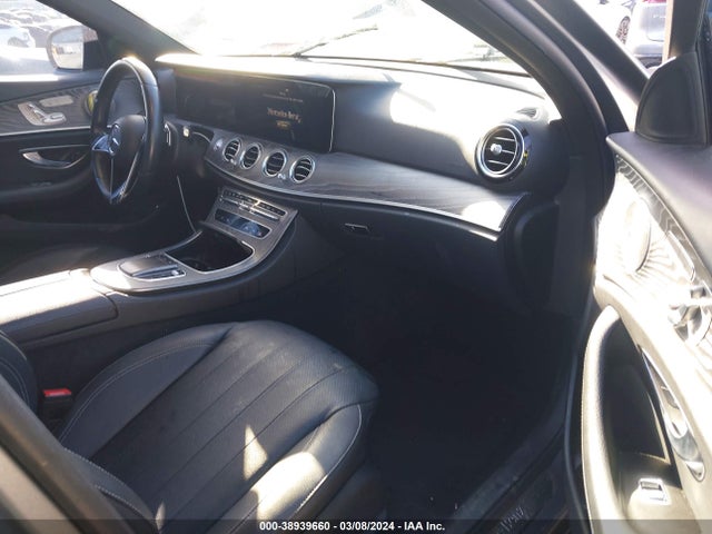Mercedes-Benz E 350 2021 W1KZF8DB6MA950787 Image 5