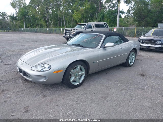 1998 JAGUAR XK8 SAJGX2243WC024274 Photo 1