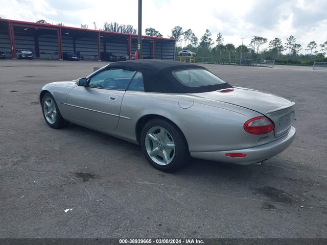 1998 JAGUAR XK8 SAJGX2243WC024274 Photo 2