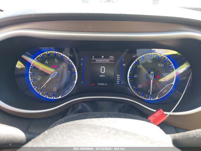 2C4RC1DG1MR527973 Chrysler Voyager Lxi