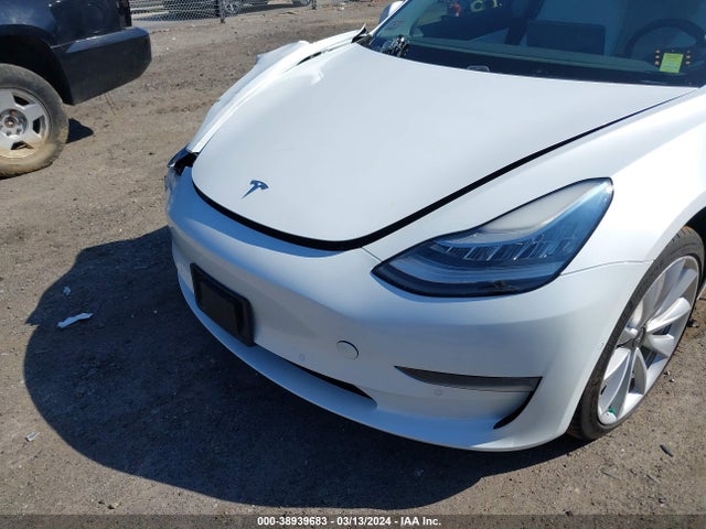 Tesla Model 3 Long Range/performance 2019 5YJ3E1EB7KF391991 Image 10