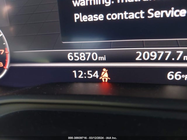 Audi A4 2.0t Premium 2017 WAUENAF41HN065782 Image 16