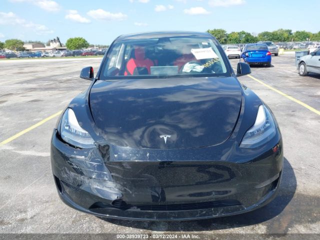5YJYGDED2MF103963 Tesla Model Y Standard Range Rear-wheel Drive