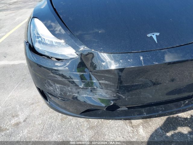 5YJYGDED2MF103963 Tesla Model Y Standard Range Rear-wheel Drive