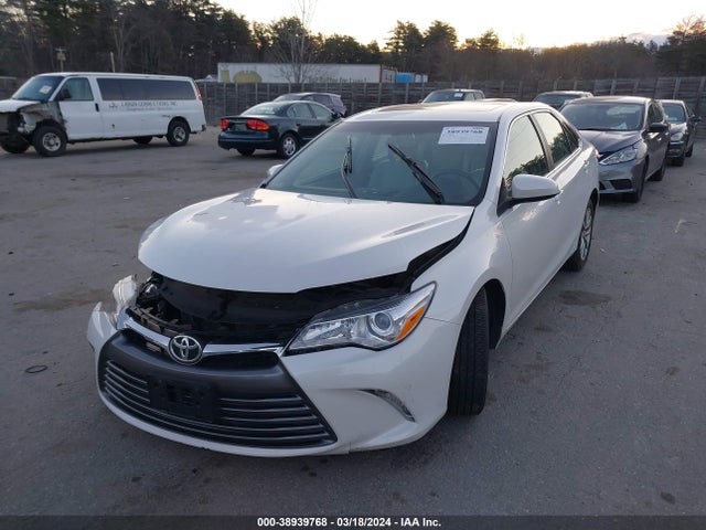 Toyota CAMRY XLE 2015 4T1BF1FKXFU955875 Image 2