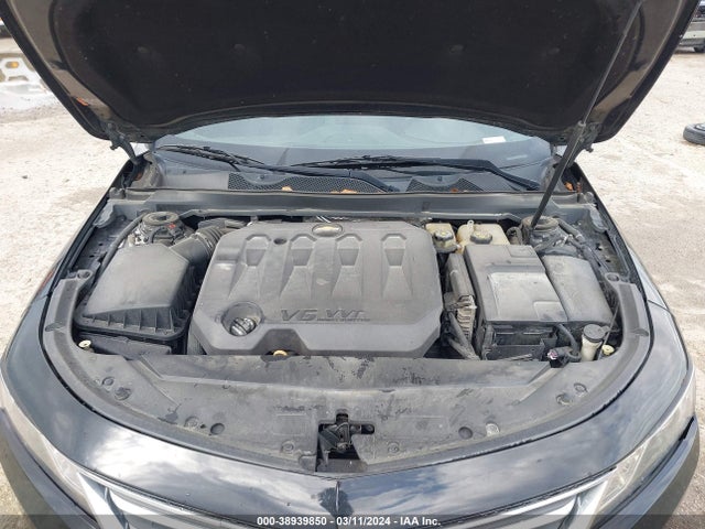 Chevrolet IMPALA 1LT 2018 2G1105S30J9115707 Image 10