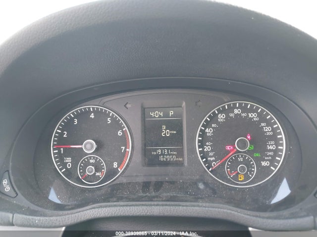 1VWAT7A33FC082291 Volkswagen Passat 1.8t Wolfsburg Edition