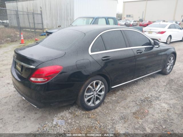 55SWF4JB3GU123933 Mercedes-Benz C 300 Luxury/sport