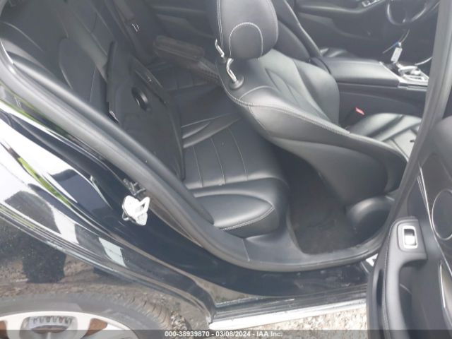 55SWF4JB3GU123933 Mercedes-Benz C 300 Luxury/sport