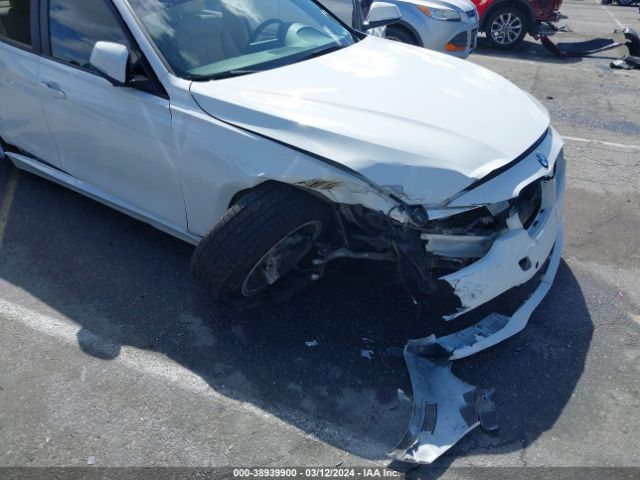 WBA8E1G53GNT34383 BMW 320i