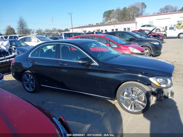 55SWF4JB6HU232825 Mercedes-Benz C 300 Luxury/sport