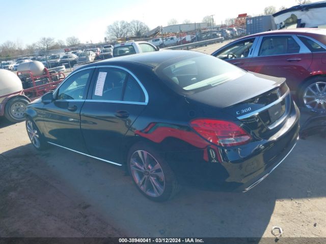 55SWF4JB6HU232825 Mercedes-Benz C 300 Luxury/sport
