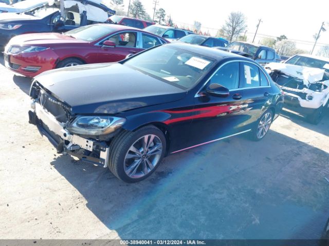 55SWF4JB6HU232825 Mercedes-Benz C 300 Luxury/sport