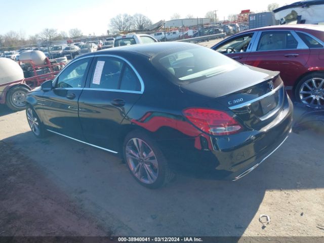 55SWF4JB6HU232825 Mercedes-Benz C 300 Luxury/sport