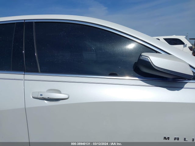 Chevrolet MALIBU LT 2018 1G1ZD5ST7JF259611 Image 13