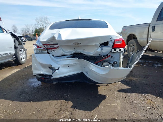 Chevrolet MALIBU LT 2018 1G1ZD5ST7JF259611 Image 16