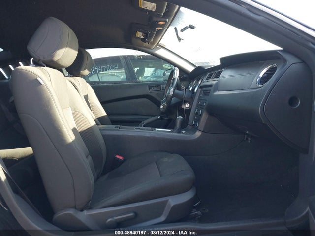 Ford Mustang V6 2014 1ZVBP8AM8E5283677 Image 5