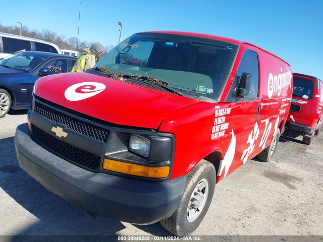 Chevrolet Express 2500 Work Van 2014 1GCWGFCG6E1167918 Image 2