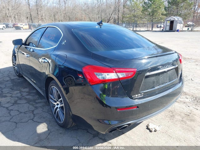 Maserati Ghibli 2018 ZAM57XSA8J1281441 Image 3